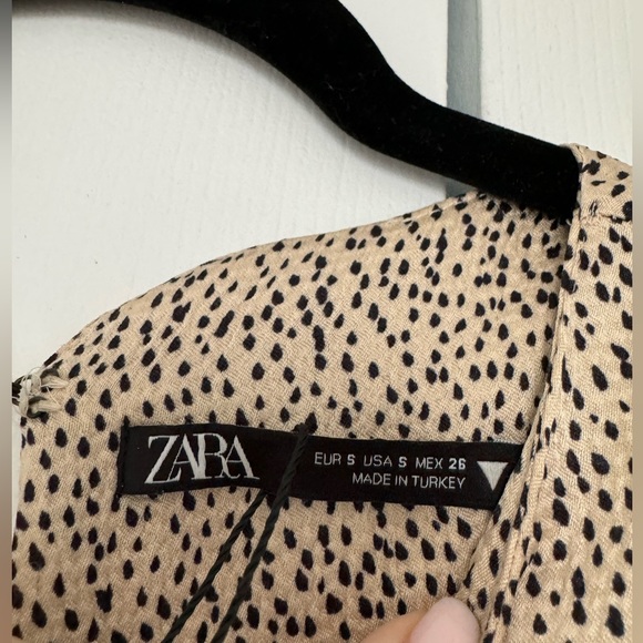 Zara dress - Picture 3 of 3